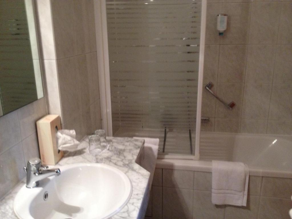 Privat Hotel Riegele Augsburg Ruang foto