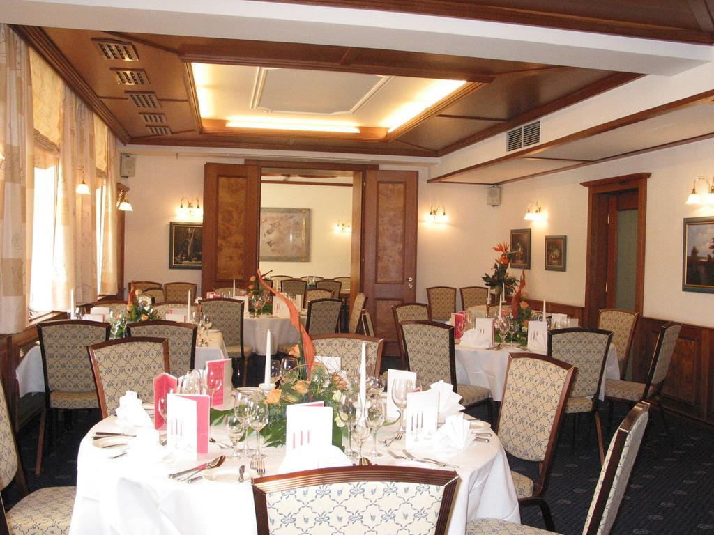Privat Hotel Riegele Augsburg Bagian luar foto