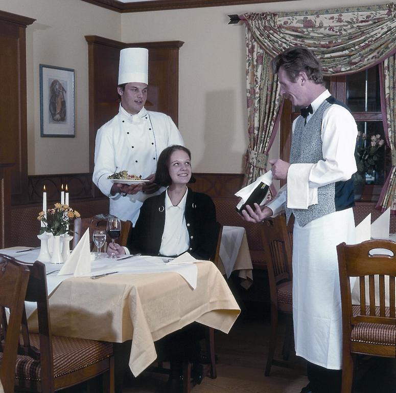 Privat Hotel Riegele Augsburg Bagian luar foto