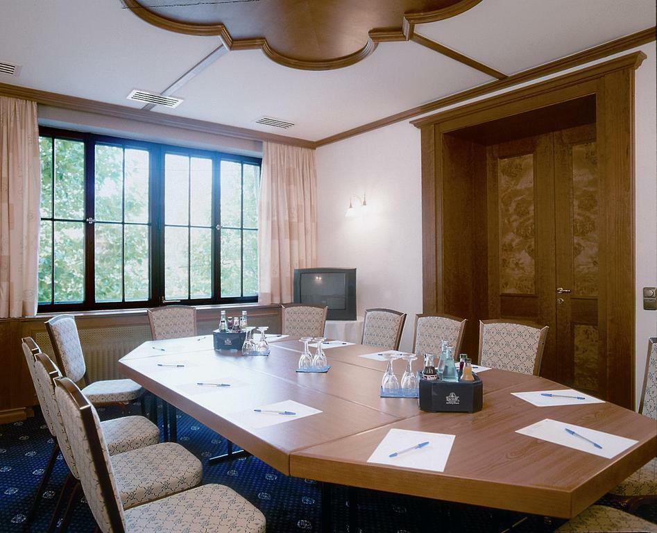 Privat Hotel Riegele Augsburg Bagian luar foto